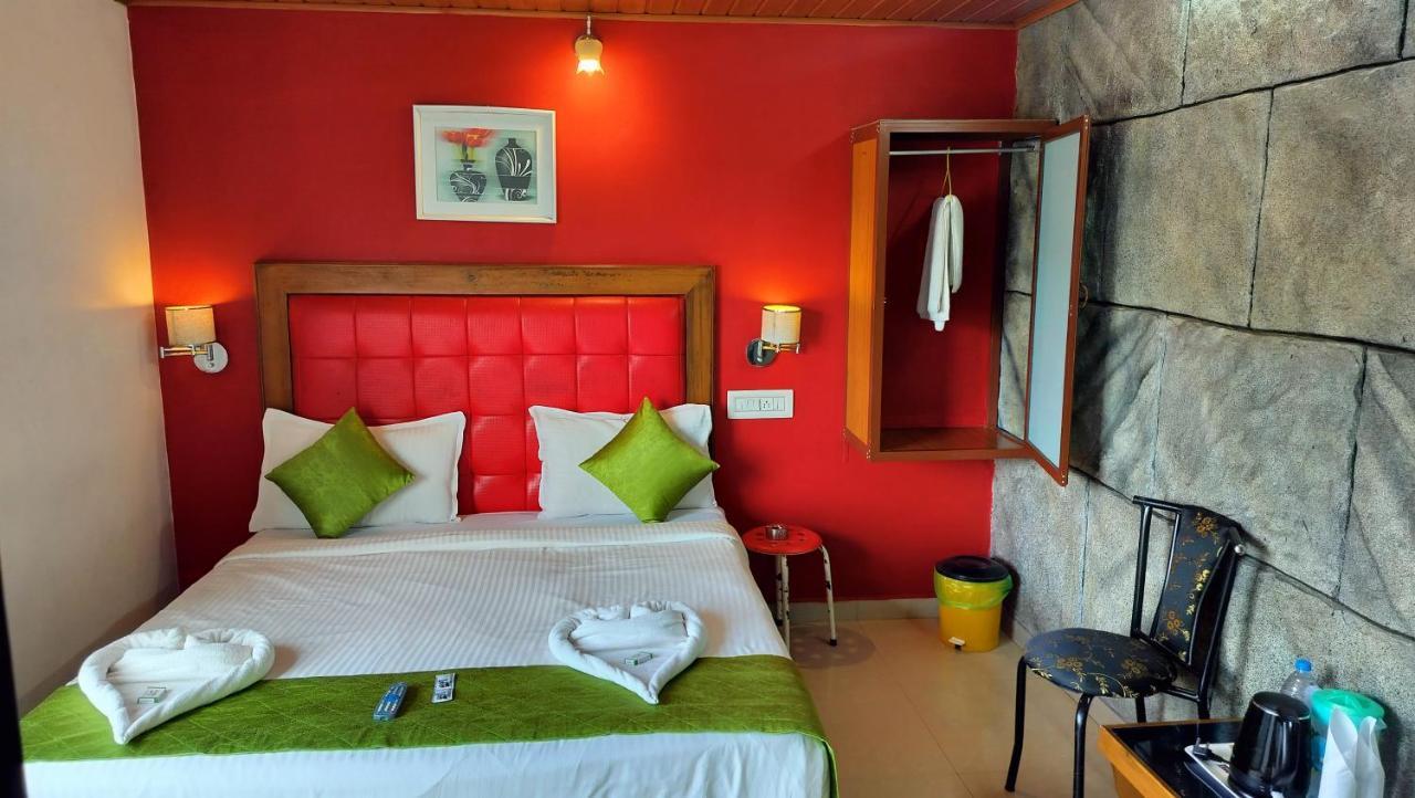 Achus Holidays Munnar Εξωτερικό φωτογραφία