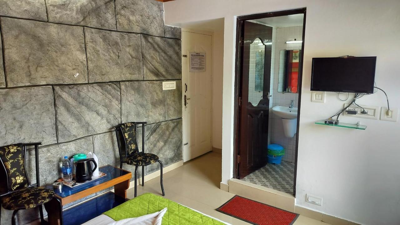 Achus Holidays Munnar Εξωτερικό φωτογραφία