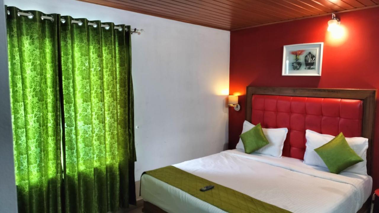 Achus Holidays Munnar Εξωτερικό φωτογραφία